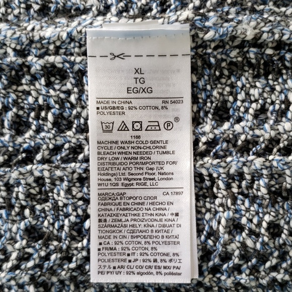 Sweater - Picture 5 of 6